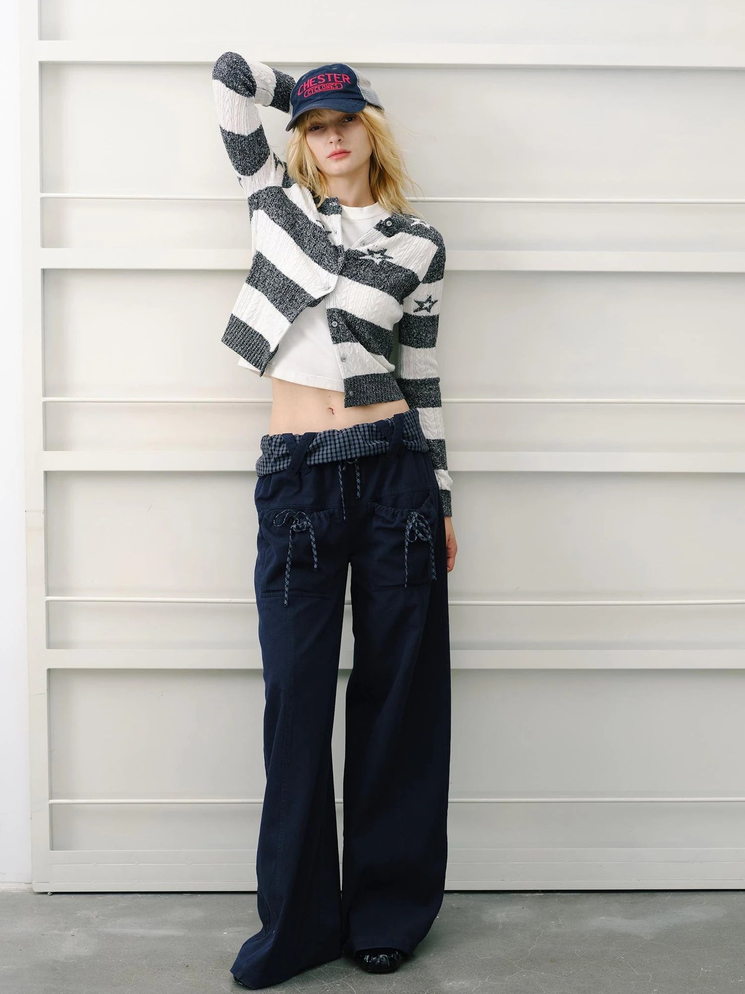 Star Patterned Color Block Wool Knit Cardigan