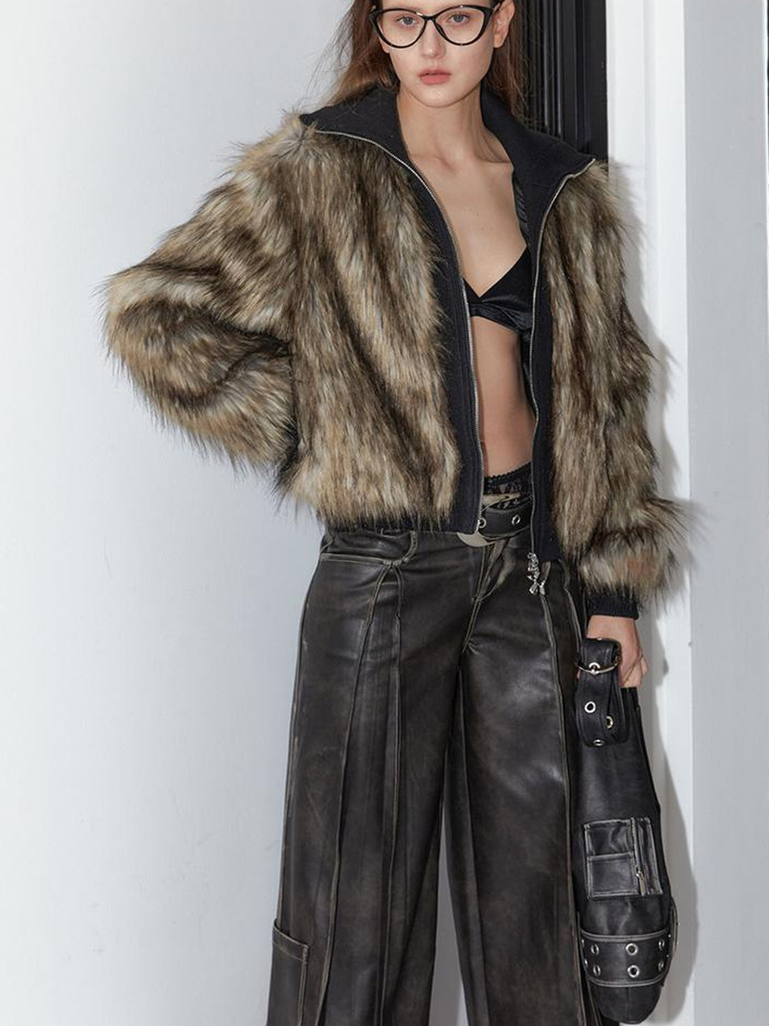 2th Desire Vintage Black Faux Fur Ribbed Short Jacket