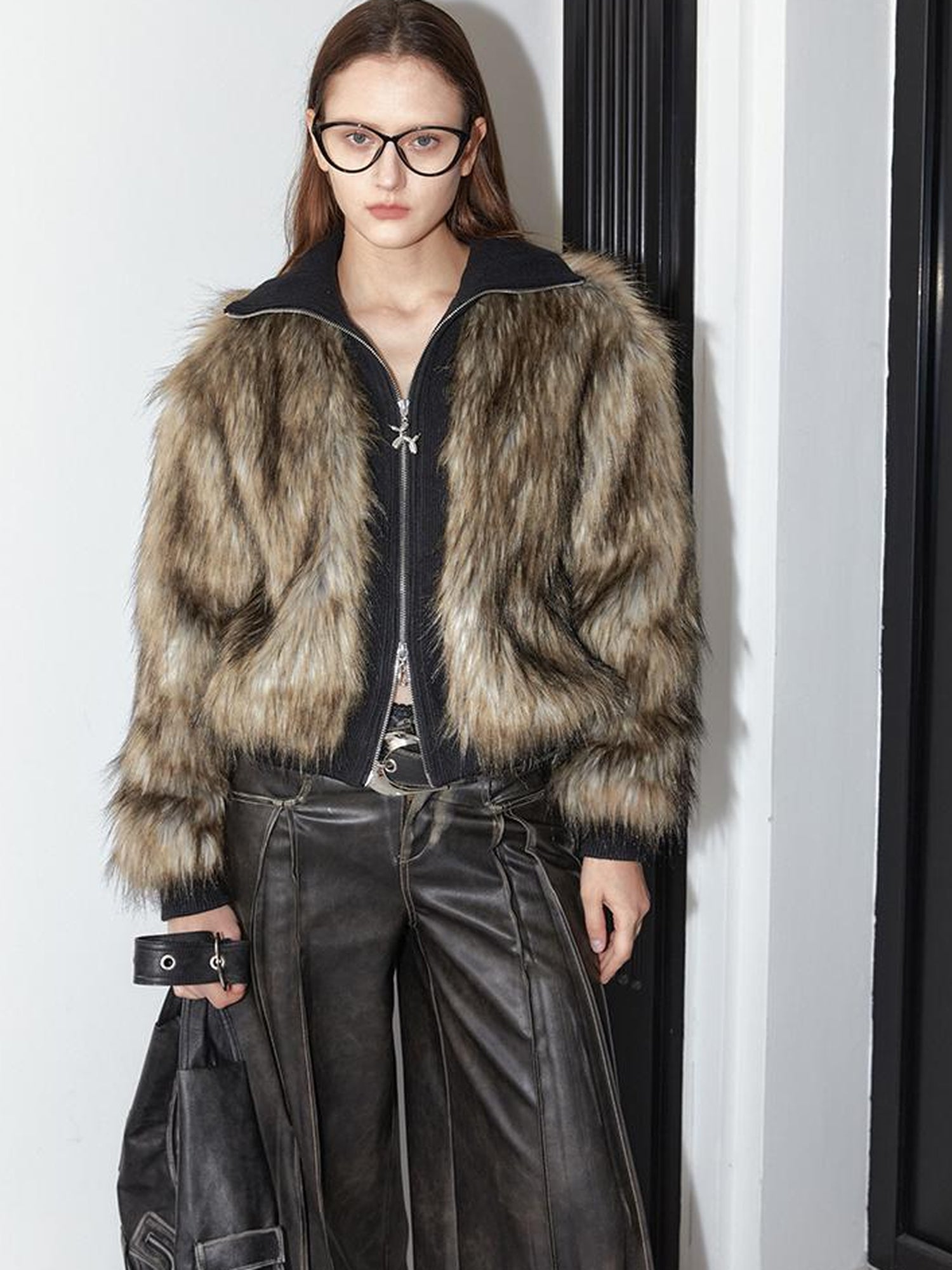 2th Desire Vintage Black Faux Fur Ribbed Short Jacket