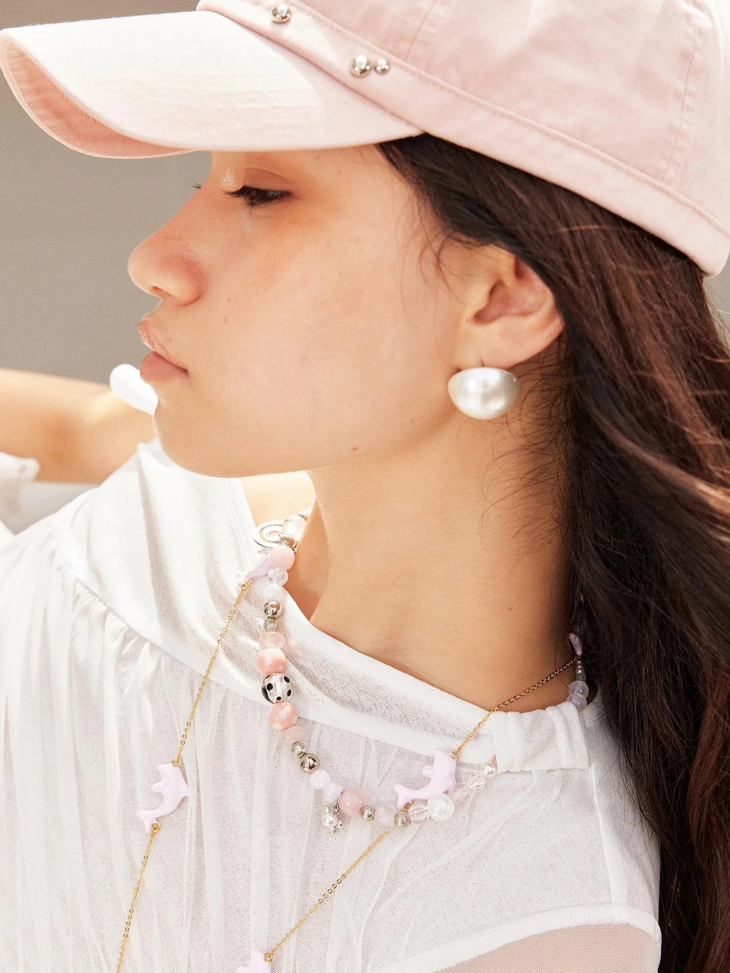 Vortex Flower Pendant Necklace With Silver Foil Glass Beads