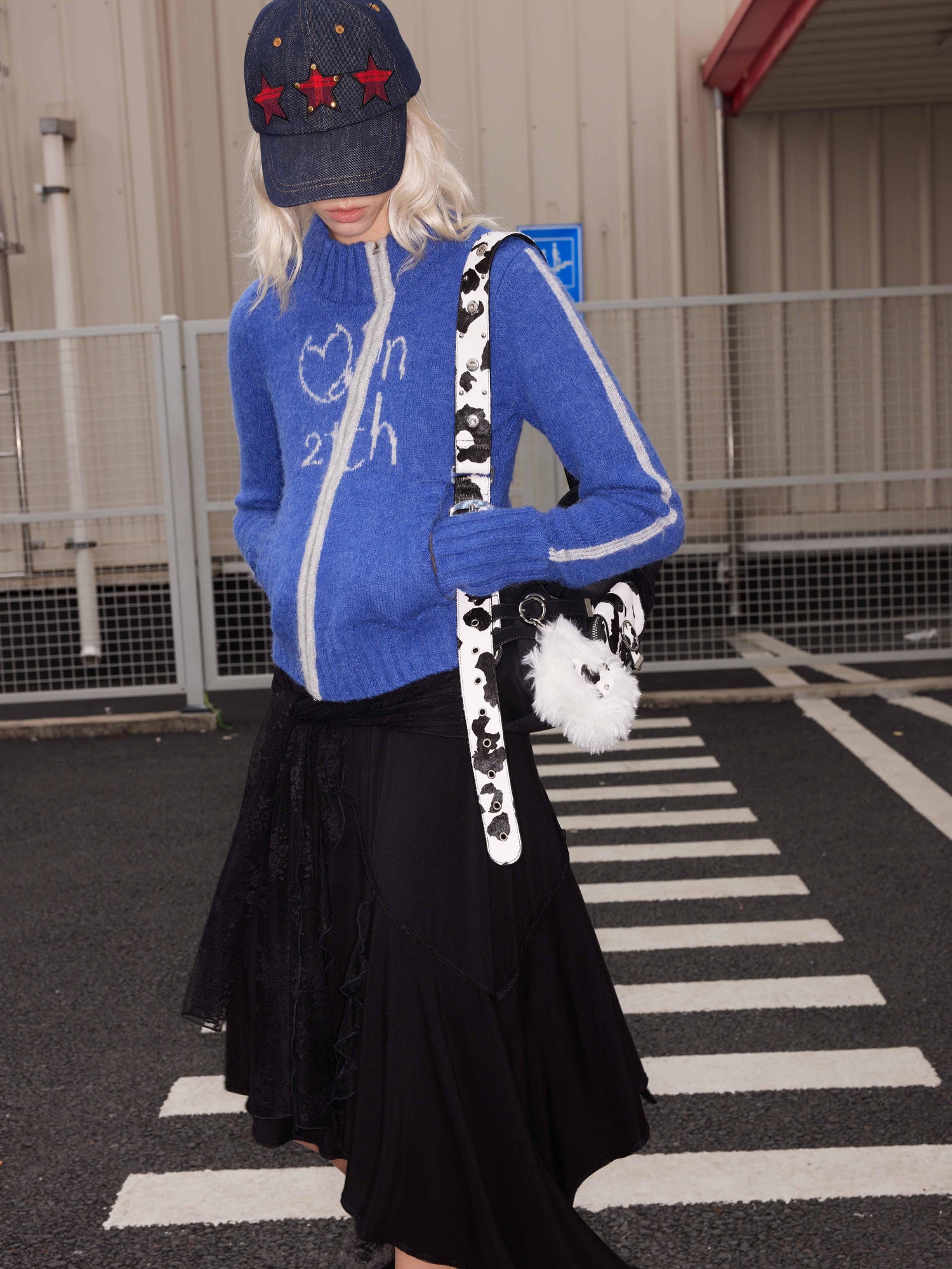 2th Desire Wool Plush Letter Contrast Zip Cardigan