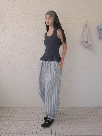 DKZ OFFICIAL Ribbed Knit Ruffle Hem U Neck Racerback Women&