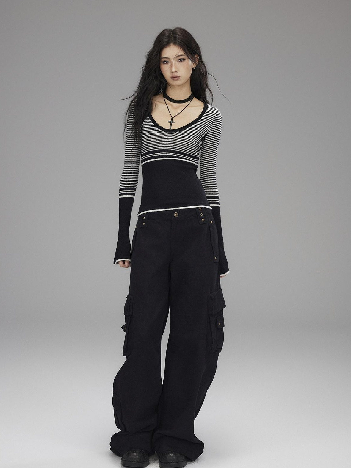 Low pixel Soft Acrylic Slim V-neck Striped Casual Women Everyday Long Sleeve T-Shirts