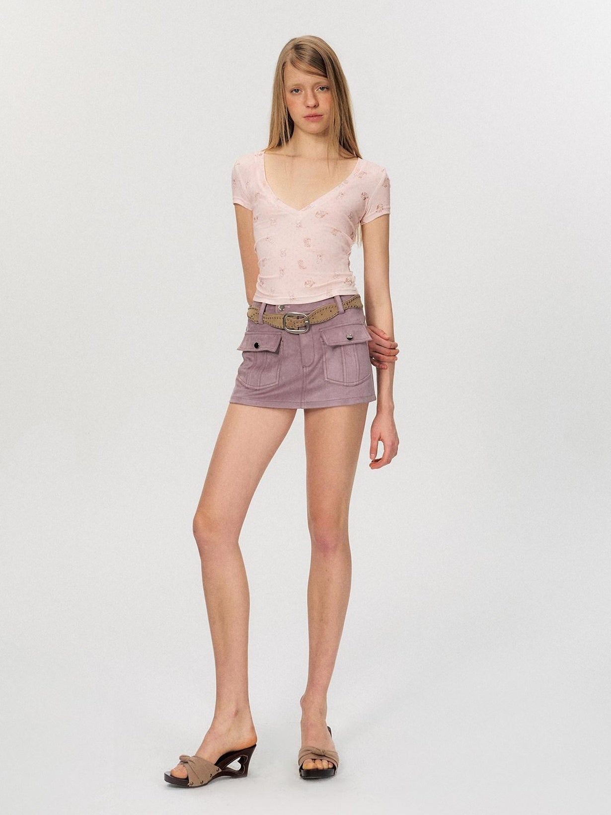 The NeverMore Soft Lyocell Printed V-neck Slim Fit Pink Women Cropped Basic Crop Tops