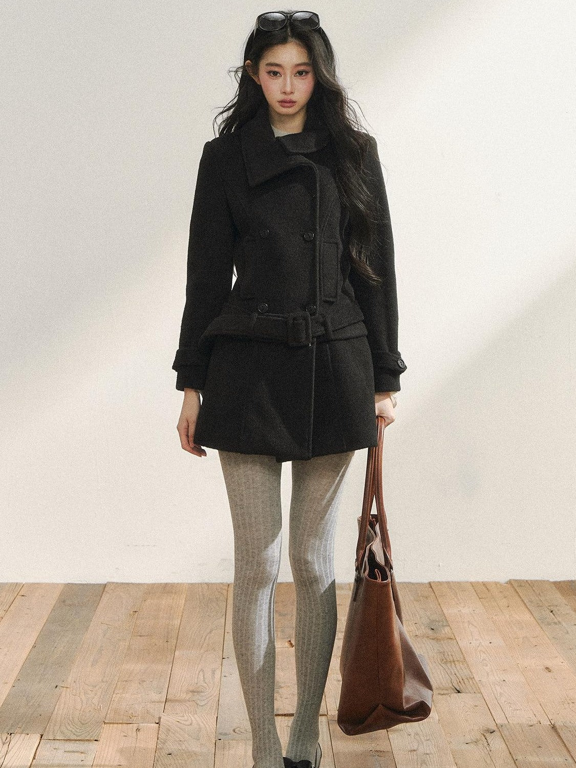 7Shiftin Detachable Wool Casual Cinched Waist Double Breasted Women Black Short Coat