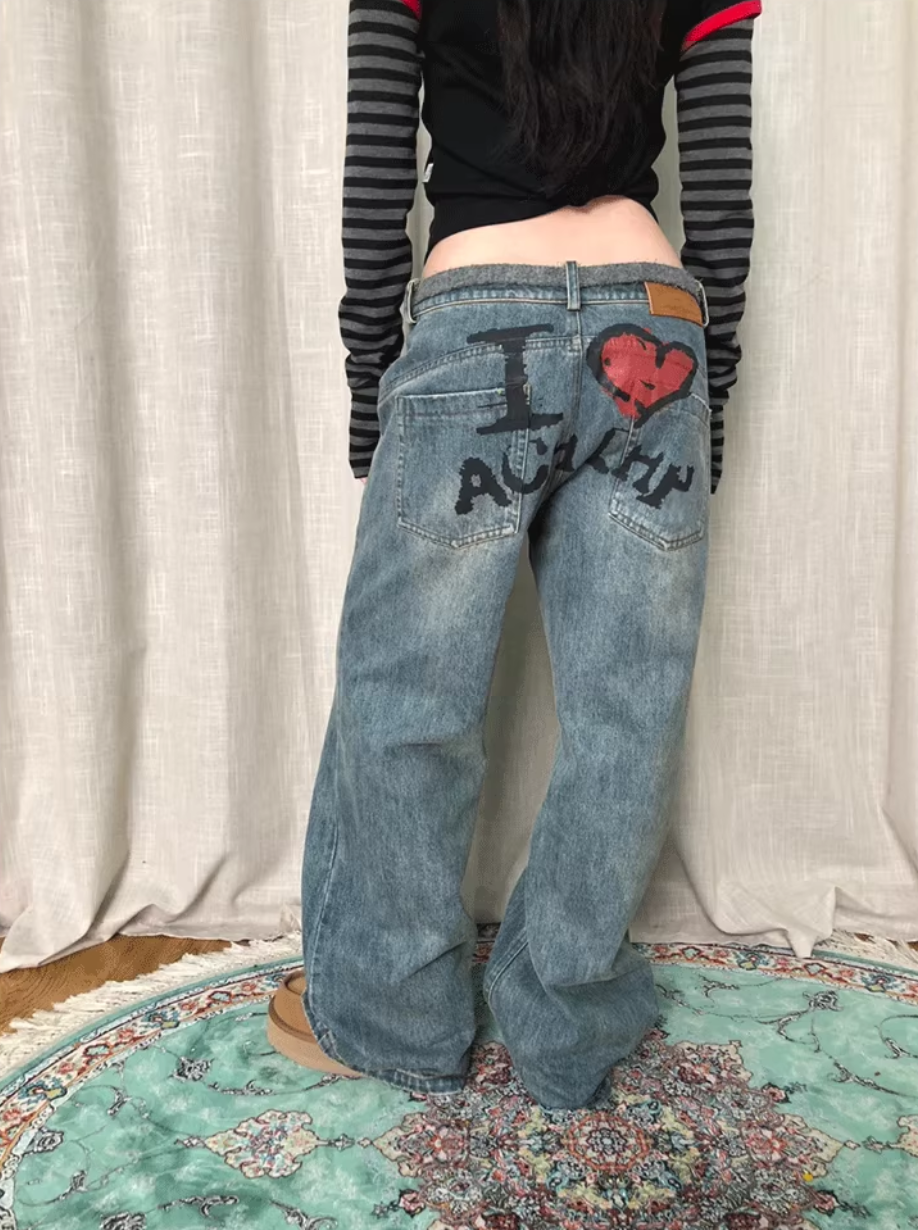 Plus Size High-Rise Jeans - Vintage Heart Print