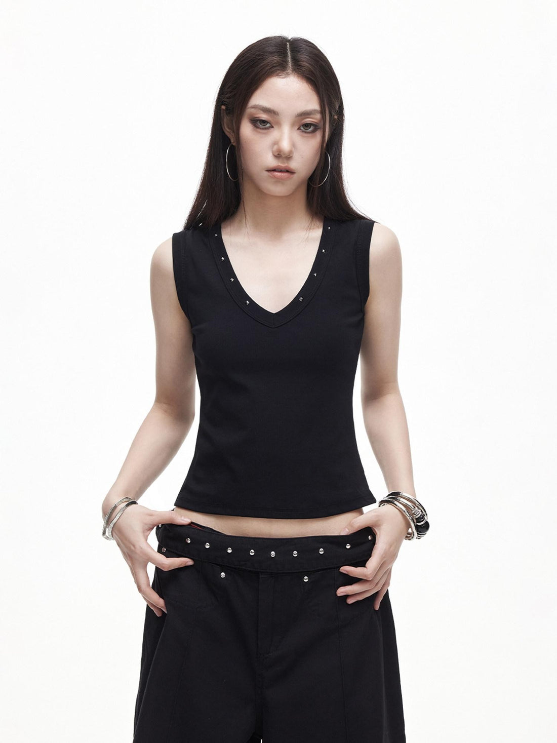 3MODE Retro Studded V-neck H Shape Slim Women&