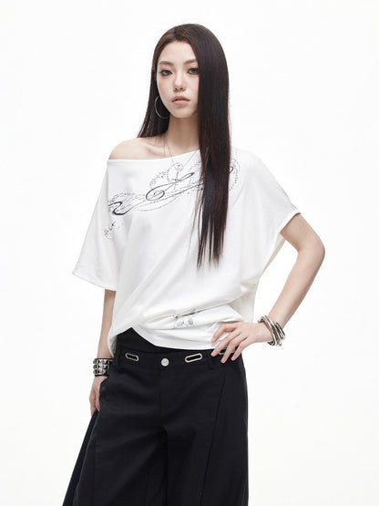 3MODE White Letter Print Slanted Neck Relaxed Fit Women&