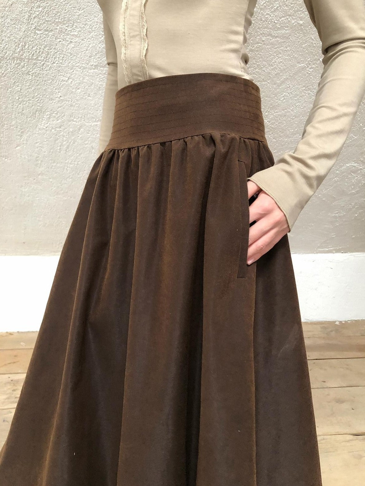Dorydory Vintage Bouffant Mid Waist Women&