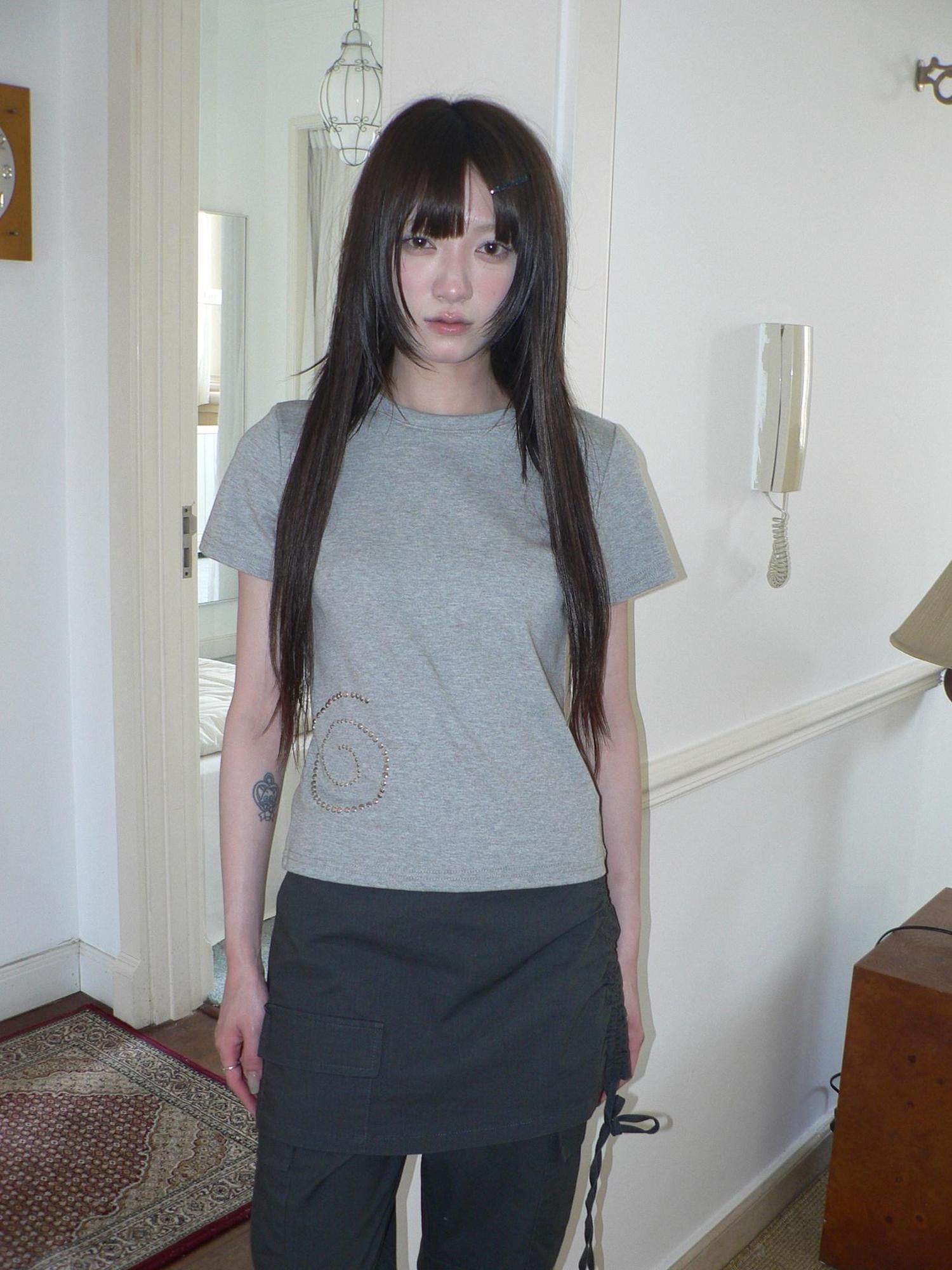 ang project Swirl Studded Crewneck Slim Fitted Women&