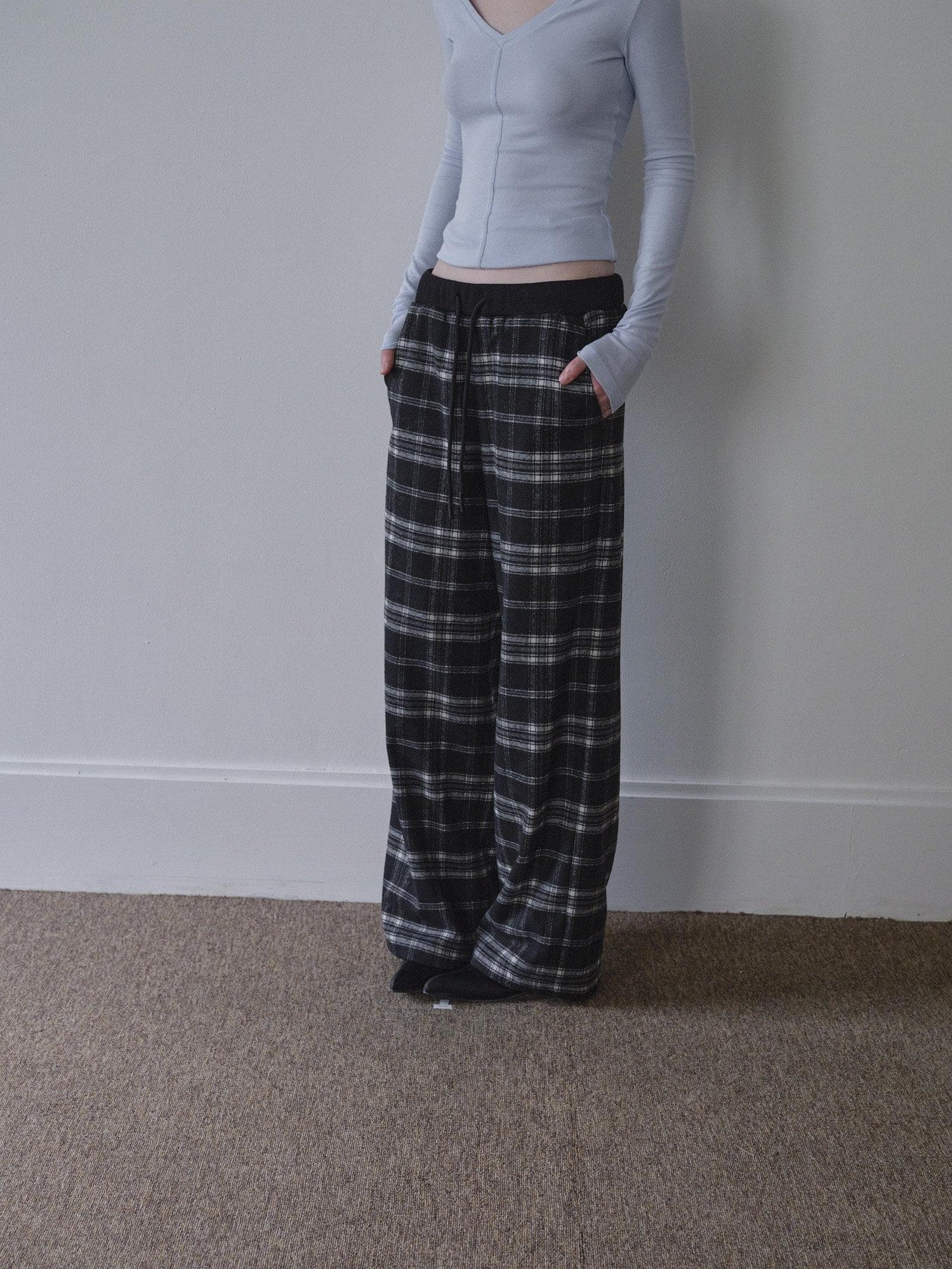 DKZ OFFICIAL Black Plaid Pockets Women&