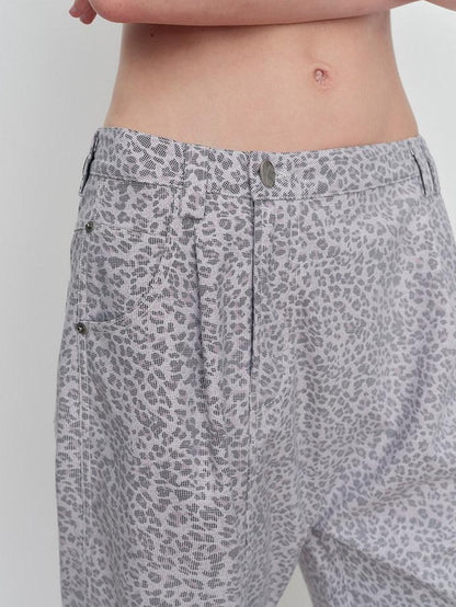 RUN TO THE FUTURE Leopard Print Asymmetric Zip Low Waist Blade Cut Women Wide-Leg Pants