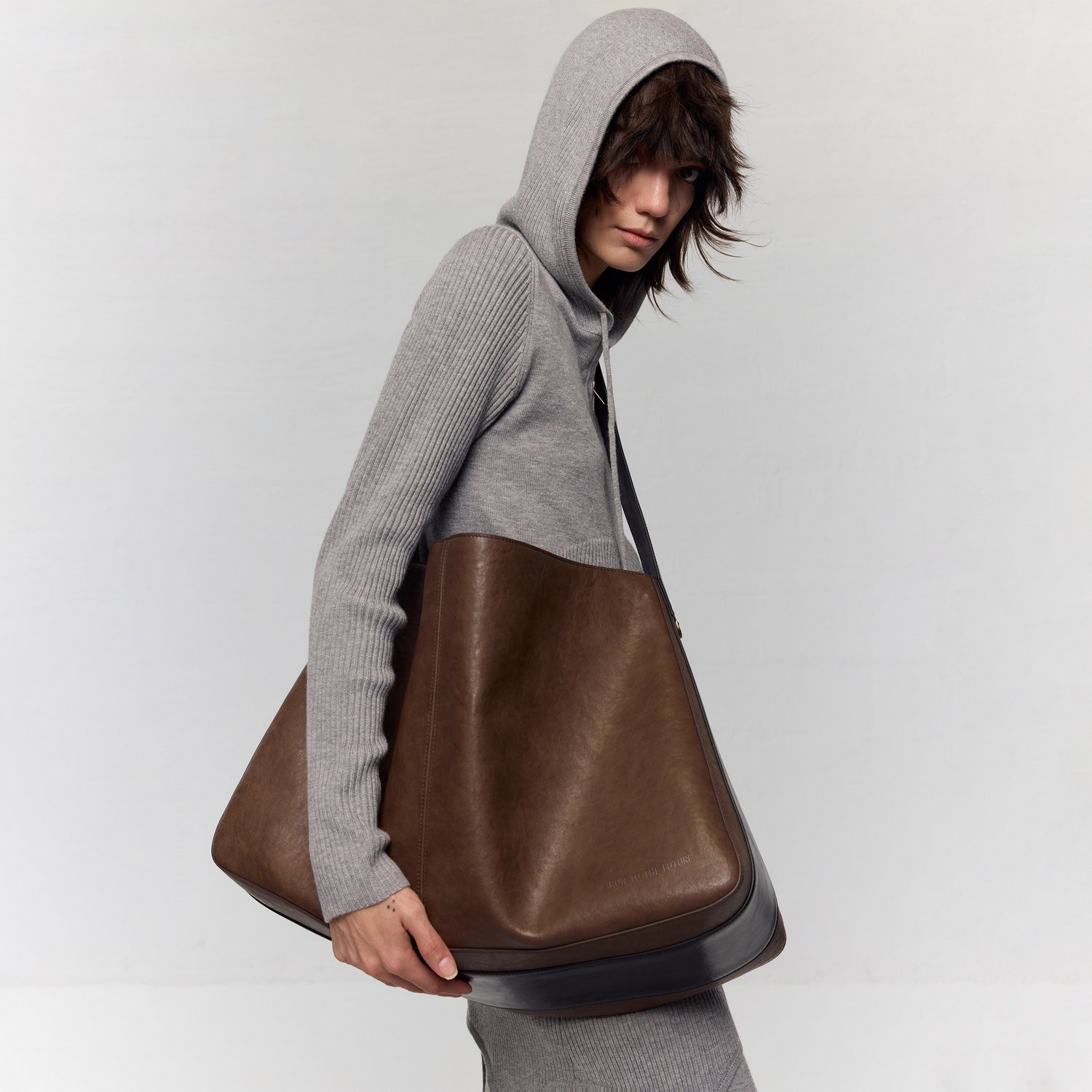 RUN_TO_THE_FUTURE_Large_Zipper_Pocket_Casual_Minimalist_Single_Strap_Everyday_Cross_Body_Bags_MISSTT