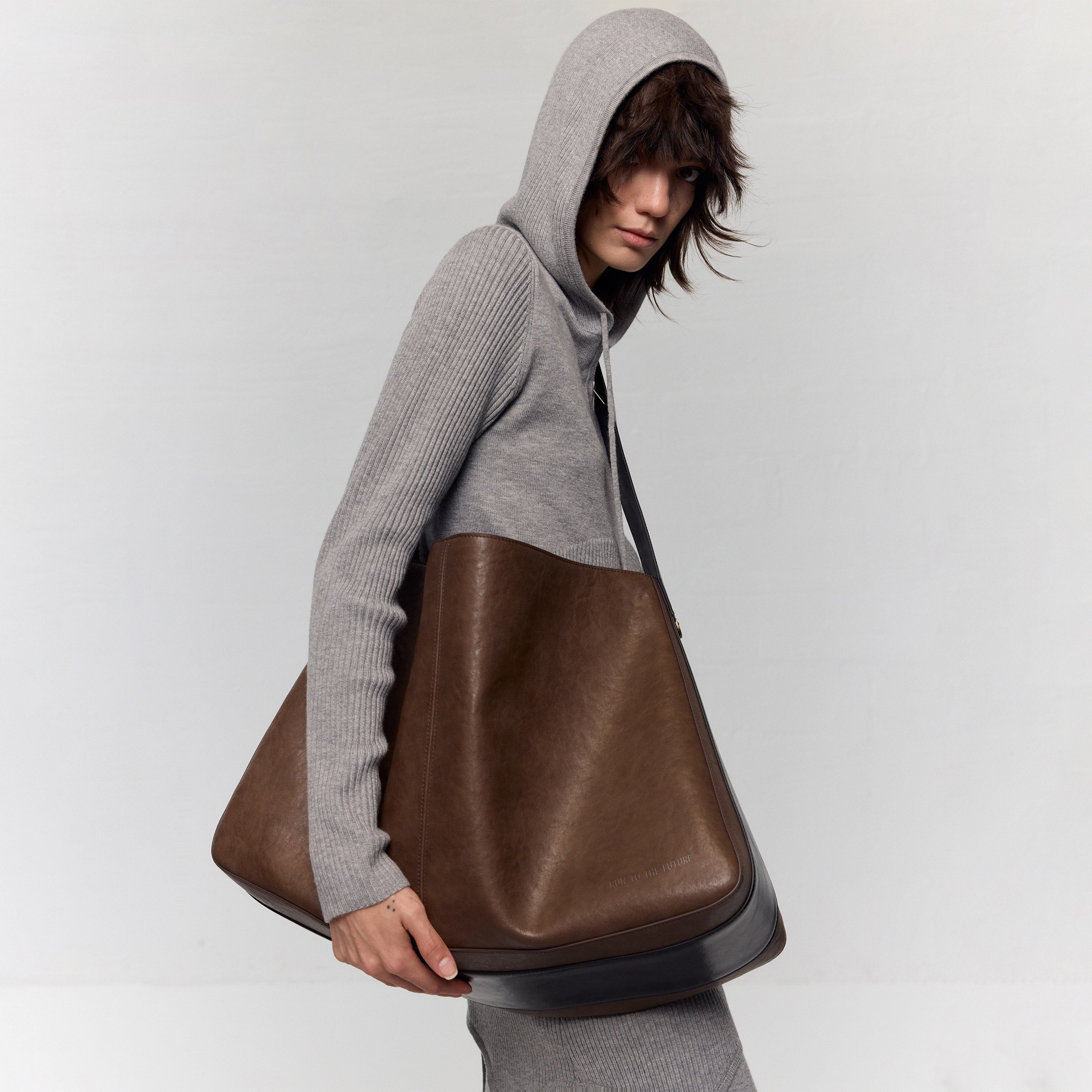 RUN_TO_THE_FUTURE_Large_Zipper_Pocket_Casual_Minimalist_Single_Strap_Everyday_Cross_Body_Bags_MISSTT