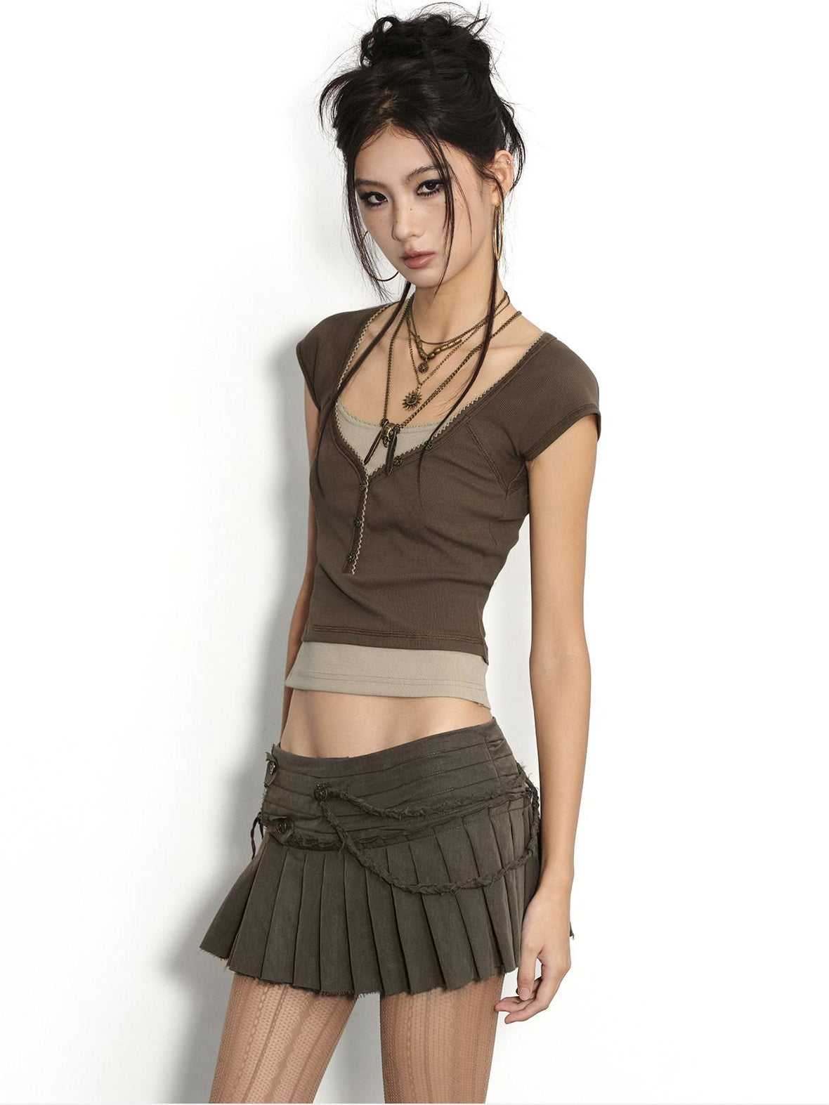 Low pixel Soft Stretch Cotton V-neck Slim Fit Colorblock Sleeveless Womens Basic Crop Tops