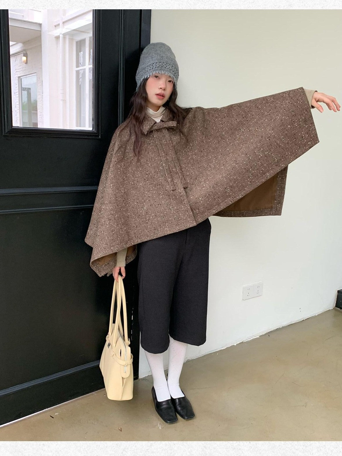Dorydory Relaxed Asymmetrical Bow Women&