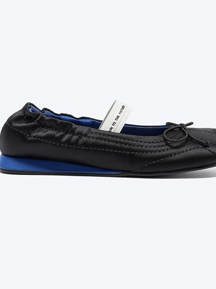 RUN TO THE FUTURE Cross Strap Casual Peep Toe Leather Lined Microfiber Upper Women Black Flats