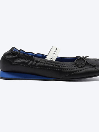 RUN TO THE FUTURE Cross Strap Casual Peep Toe Leather Lined Microfiber Upper Women Black Flats