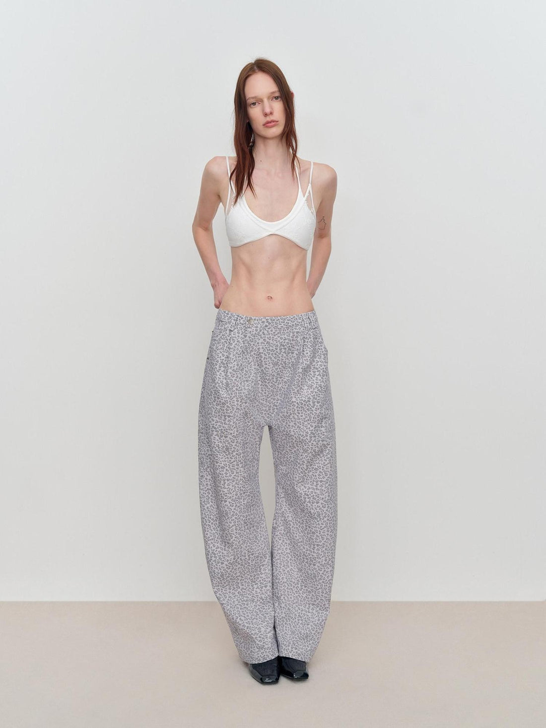 RUN TO THE FUTURE Leopard Print Asymmetric Zip Low Waist Blade Cut Women Wide-Leg Pants