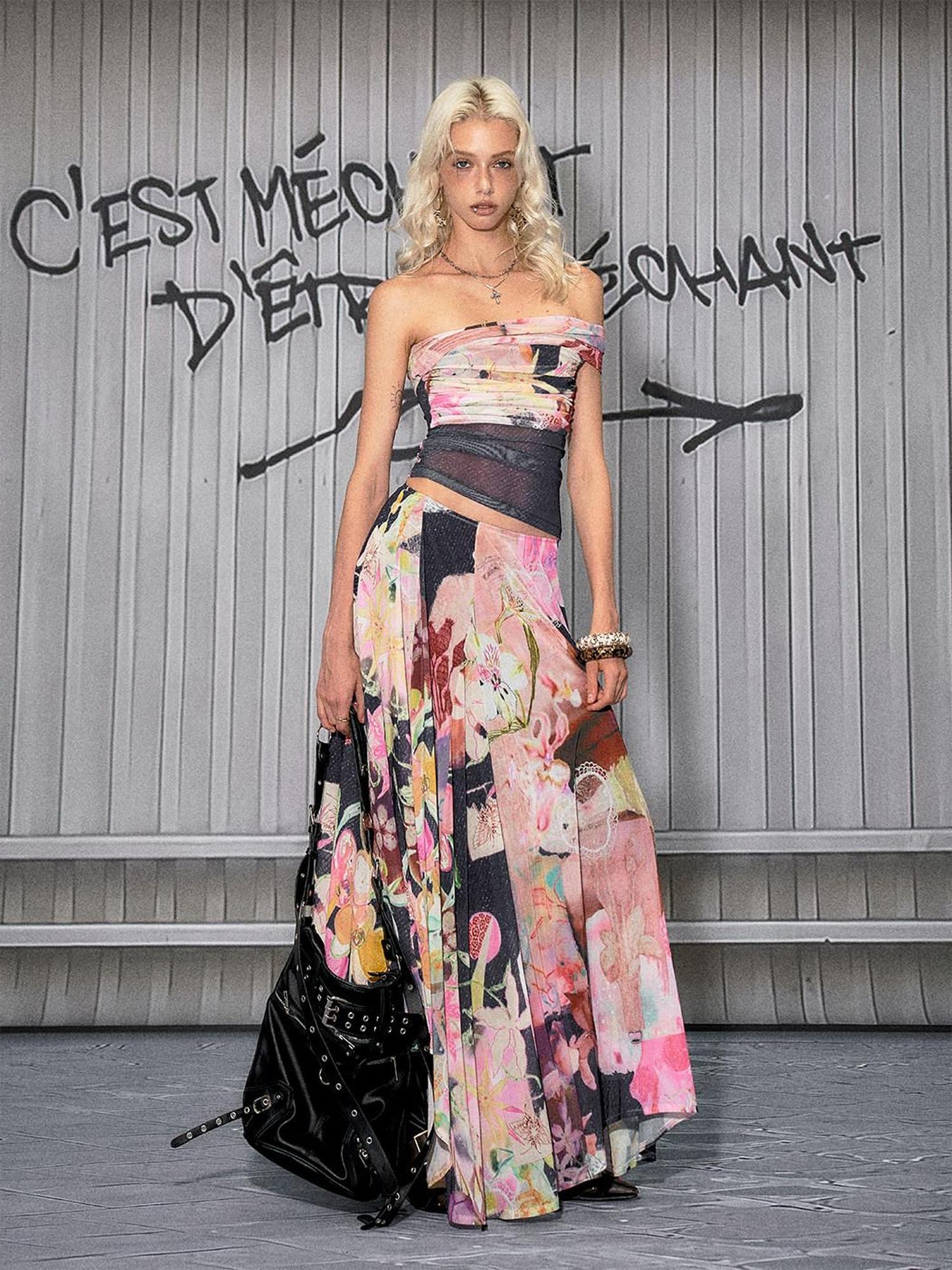 The NeverMore Light Stretch Printed Pink Side Zipper A Line Loose Fit Mid Waist Maxi Skirts