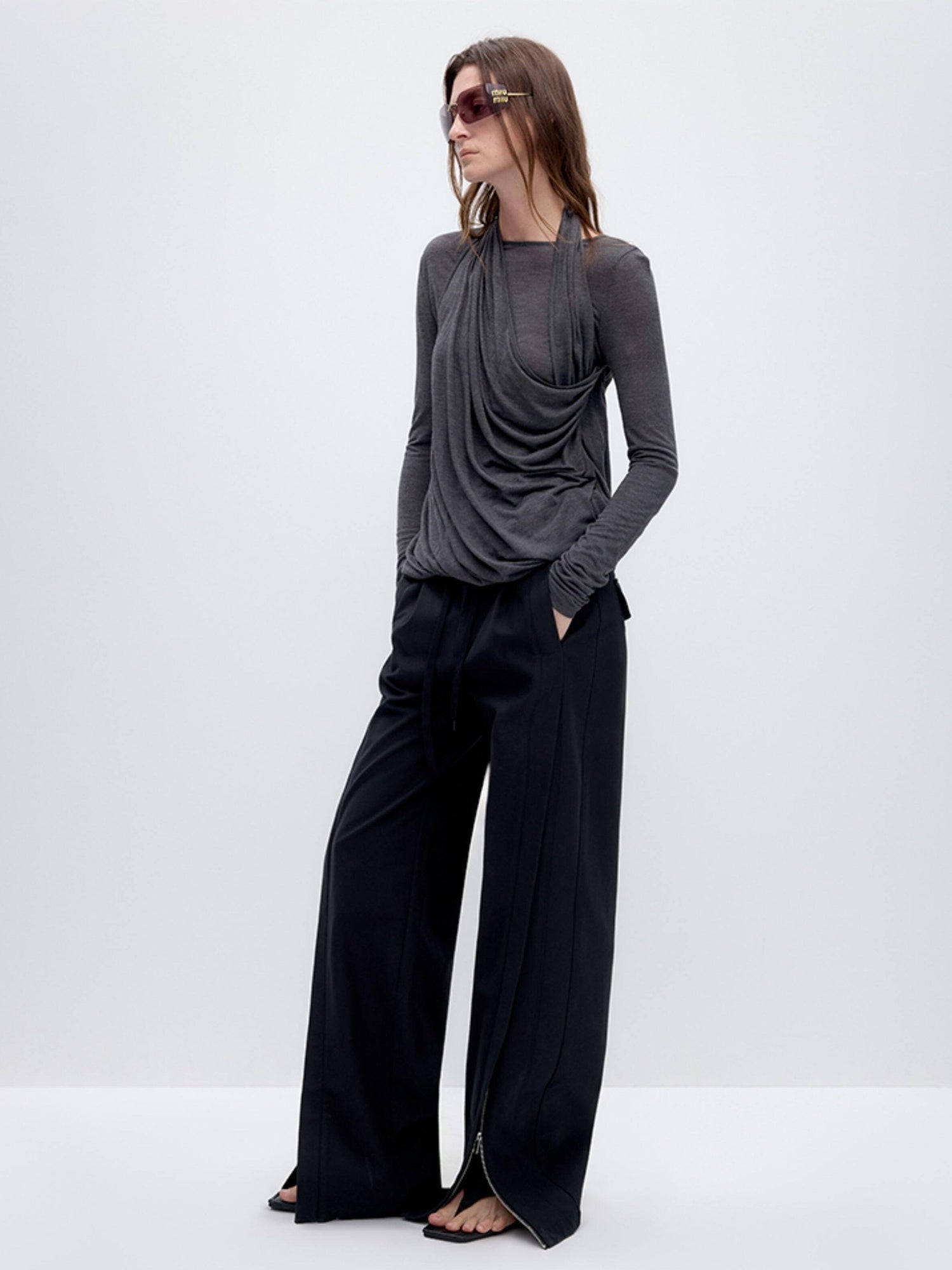RUN TO THE FUTURE Tencel Wool Blend Pleated Commuter Slim Solid Milk White Long Sleeve T-Shirts