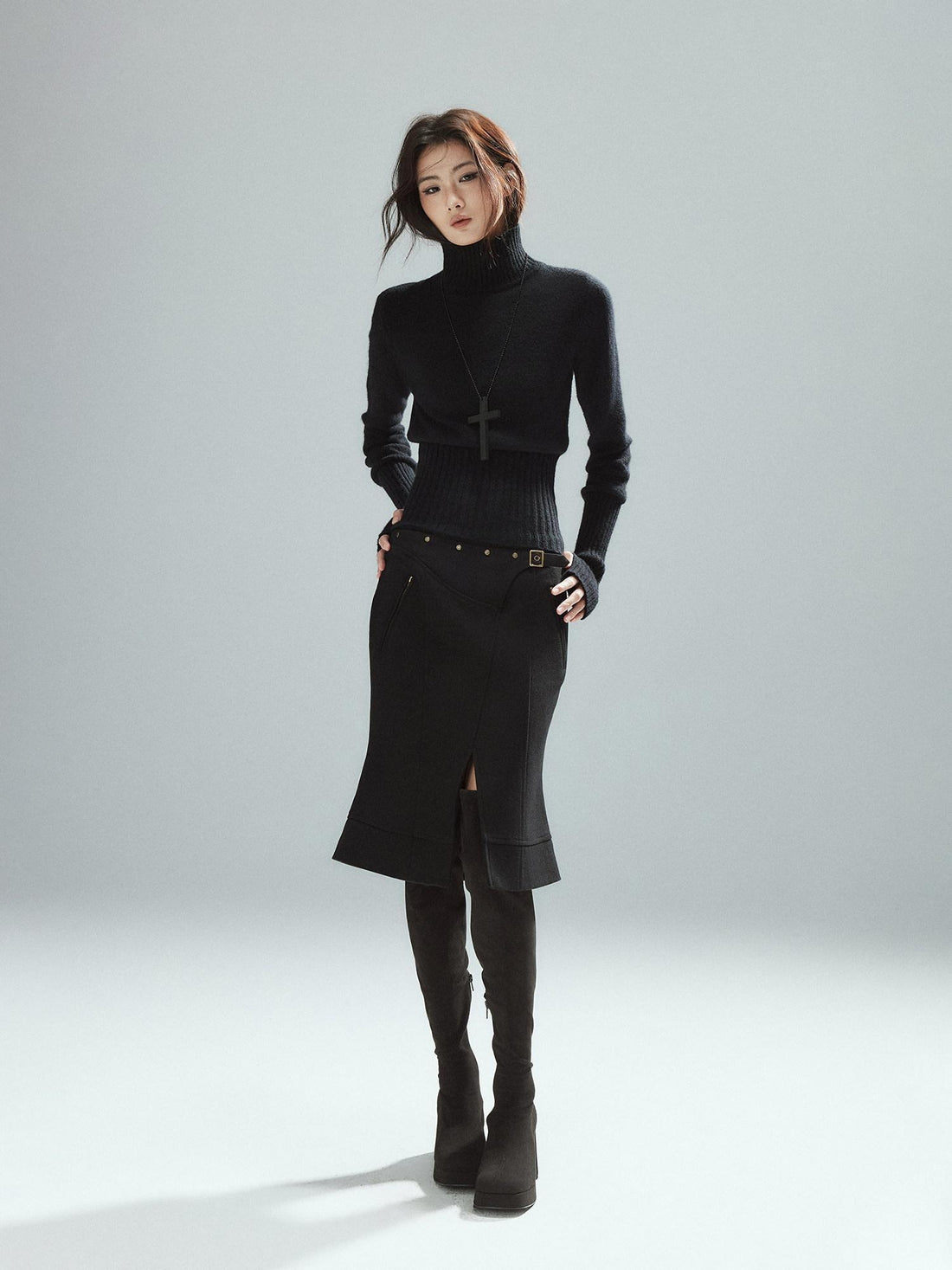 Low pixel Soft Viscose Wool Blend Street Slim Patchwork Women High Neck Knit Sweaters