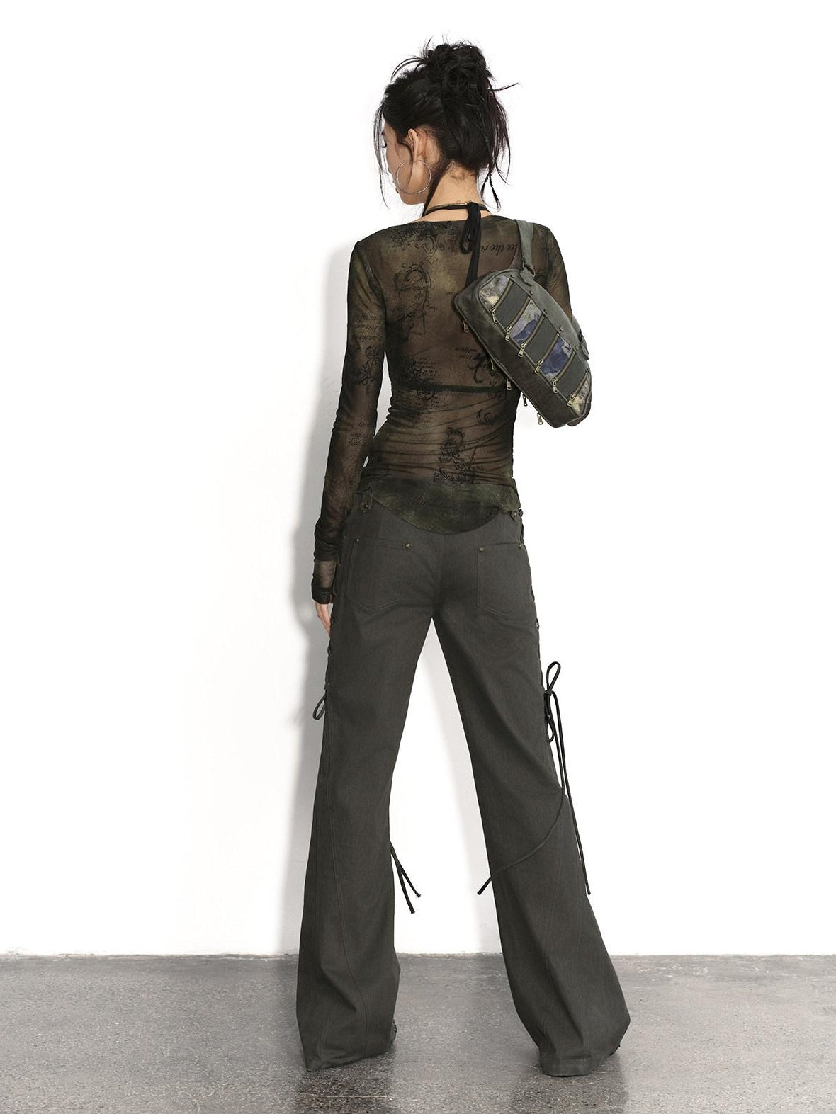 Low pixel Pure Cotton Low Waist Slim Fit Casual Women Olive Green Flared Pants