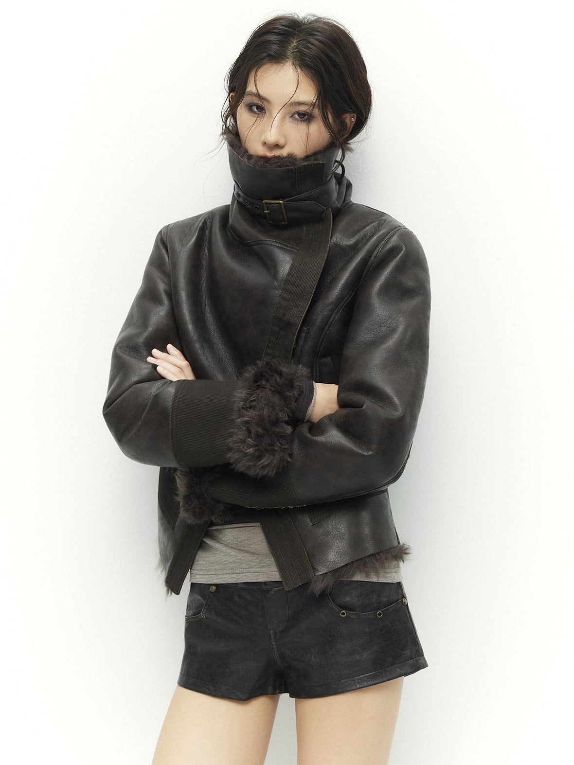 Low pixel Warm Faux Shearling Waisted Gothic Short Zip Women Coffee Cropped Jackets