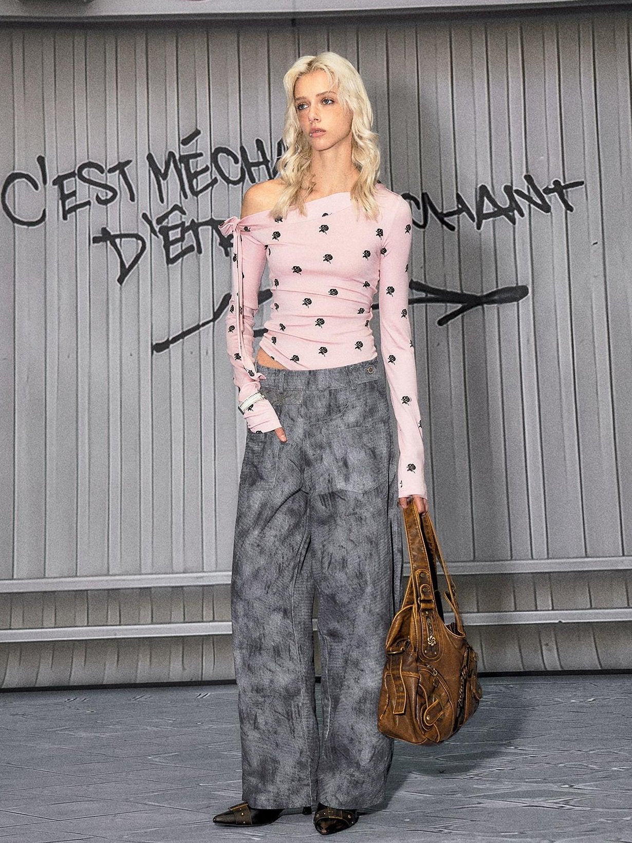 The NeverMore Soft Casual Slim Fit Pink Rose Floral Lyocell Women Long Sleeve Crop Tops