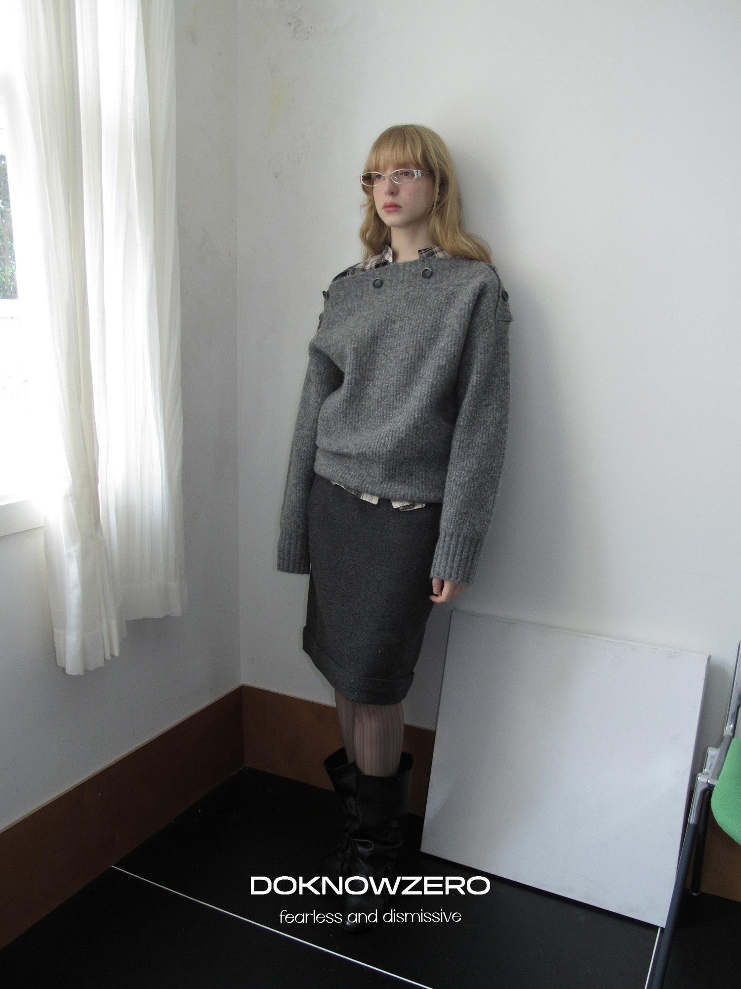 DKZ OFFICIAL Relaxed Button One Shoulder Women&