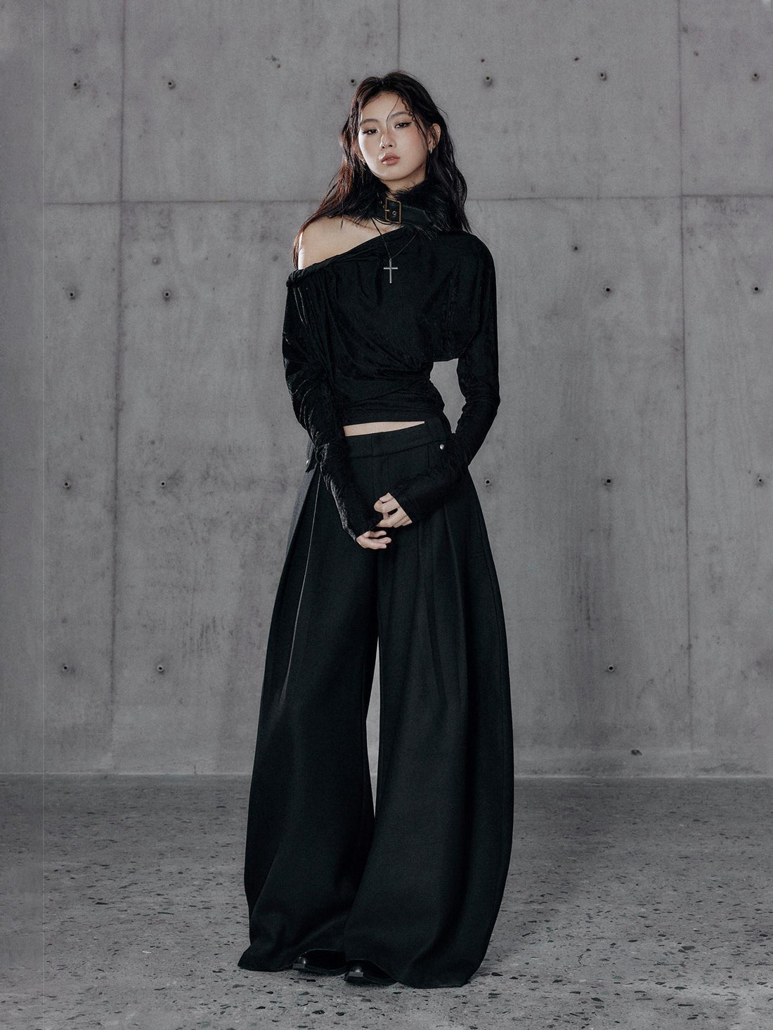 Low pixel Vintage Waist Long Sleeve Slant Neck Black Knit Women Off Shoulder Crop Tops