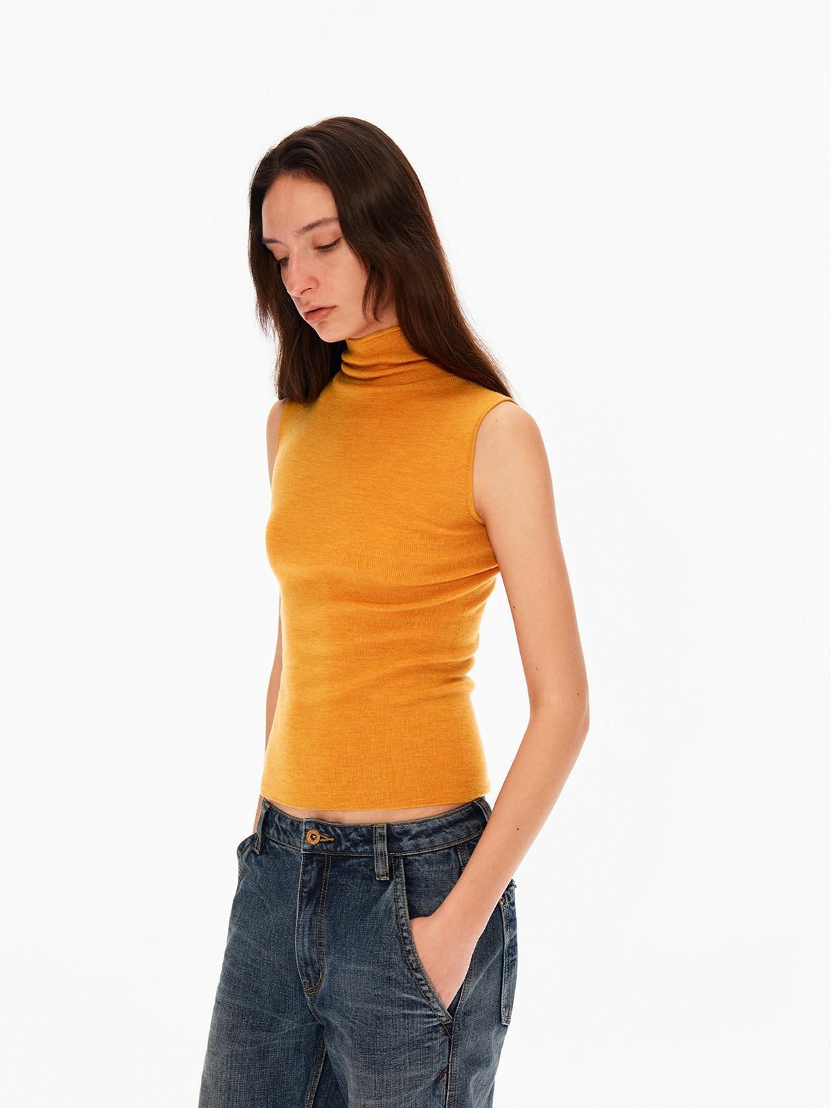Northbutsouth Light Seamless Tape Trim Mock Neck Side Slimming Women&