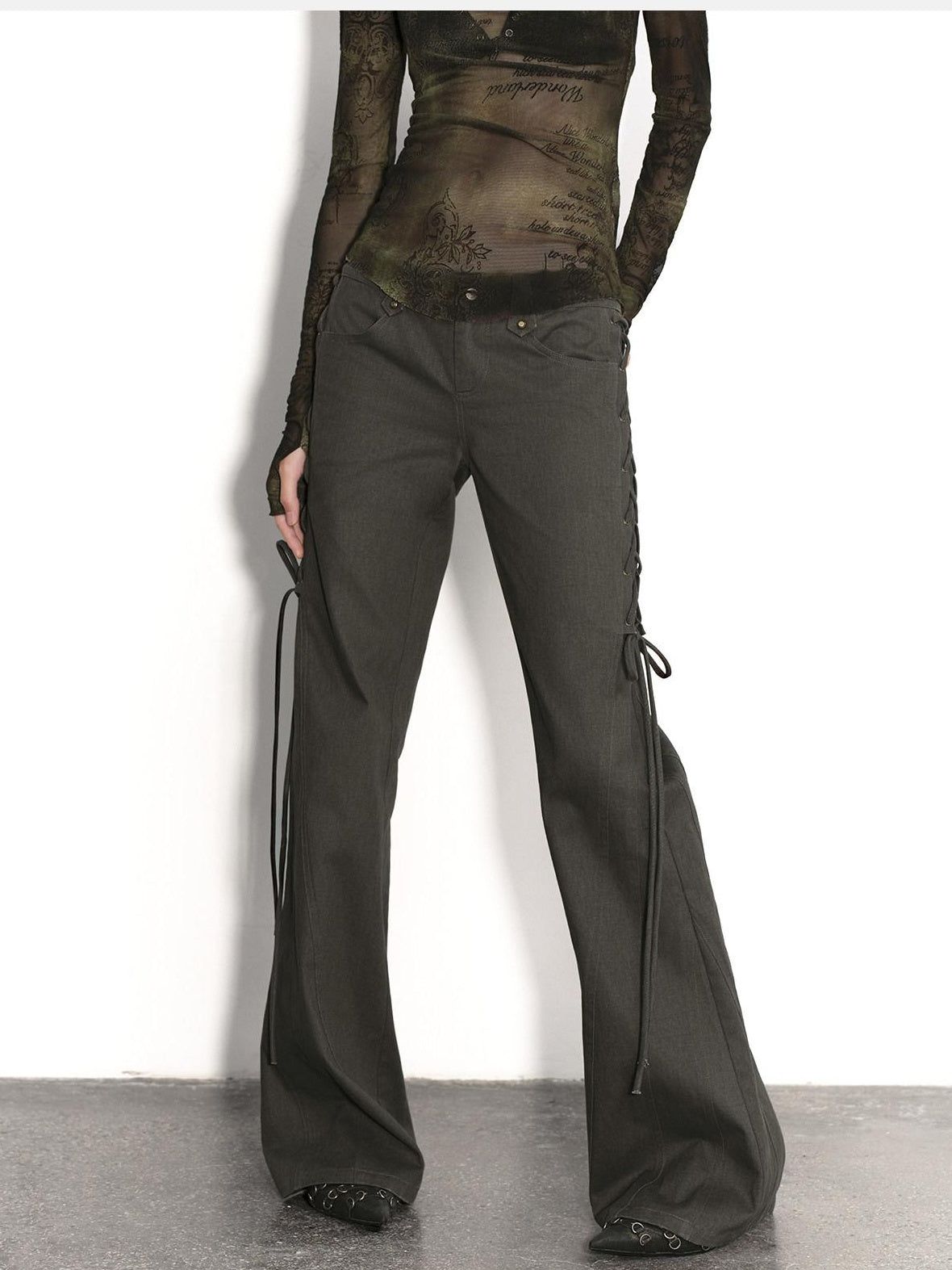 Low pixel Pure Cotton Low Waist Slim Fit Casual Women Olive Green Flared Pants