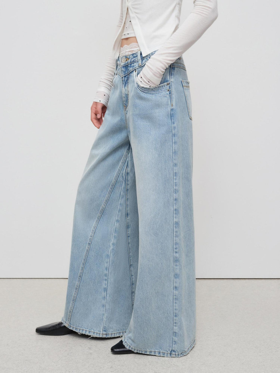 RUN TO THE FUTURE Light Blue Casual Loose Natural Waist Button Fly No Stretch Women Wide-Leg Jeans