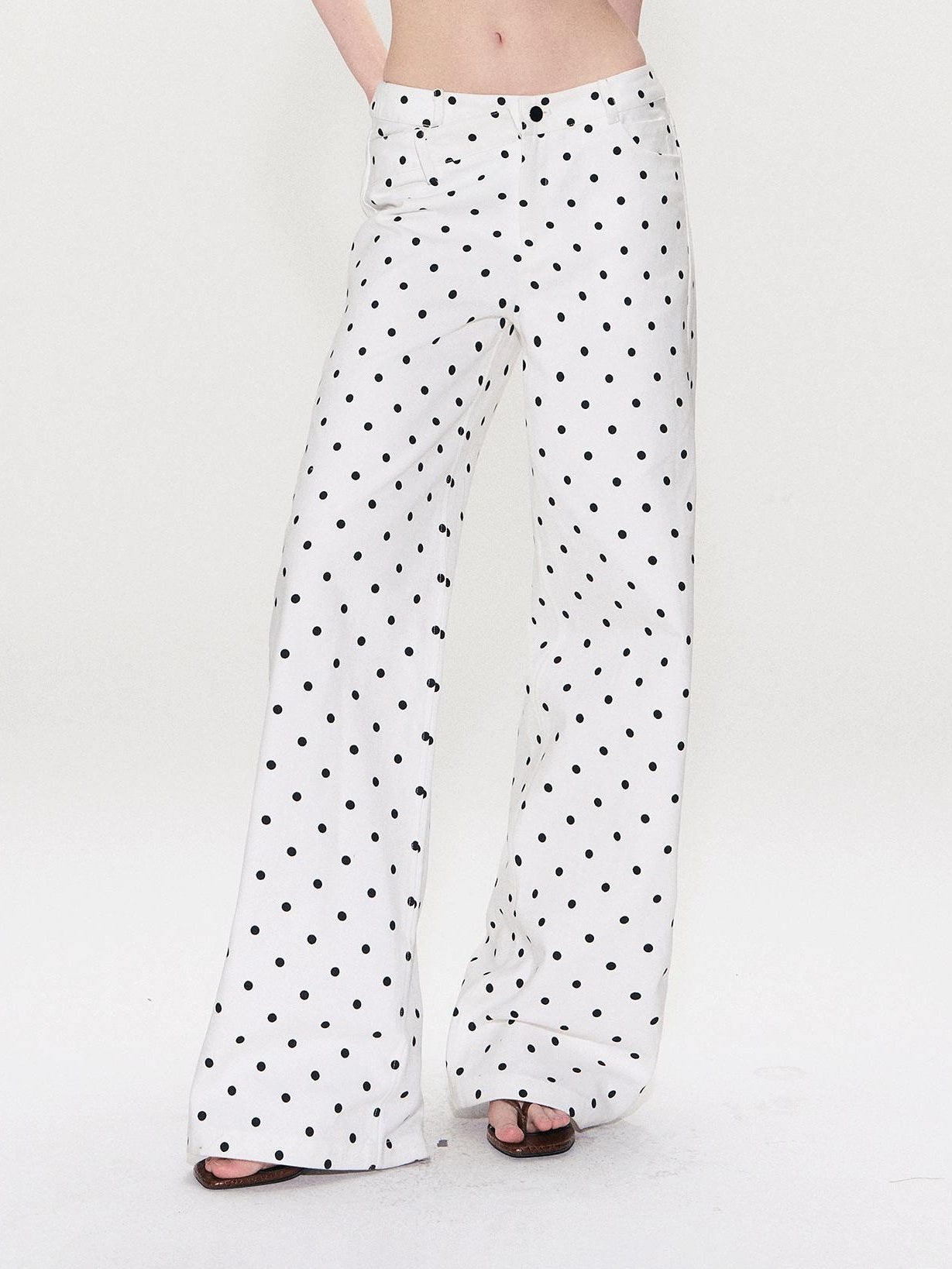 The NeverMore White Polka Dot V Waist Loose Fit Button Fly Women Denim Straight Leg Jeans