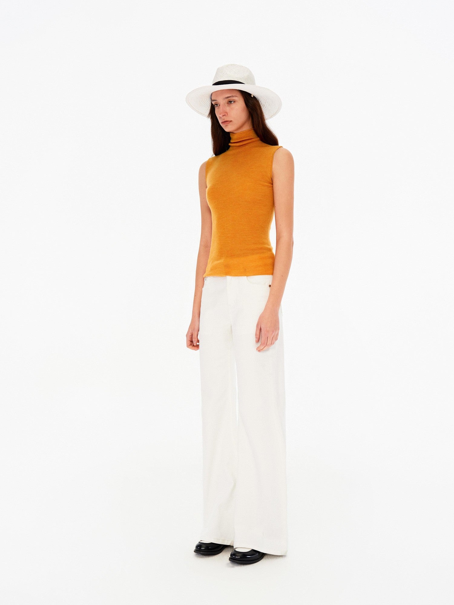 Northbutsouth Light Seamless Tape Trim Mock Neck Side Slimming Women&