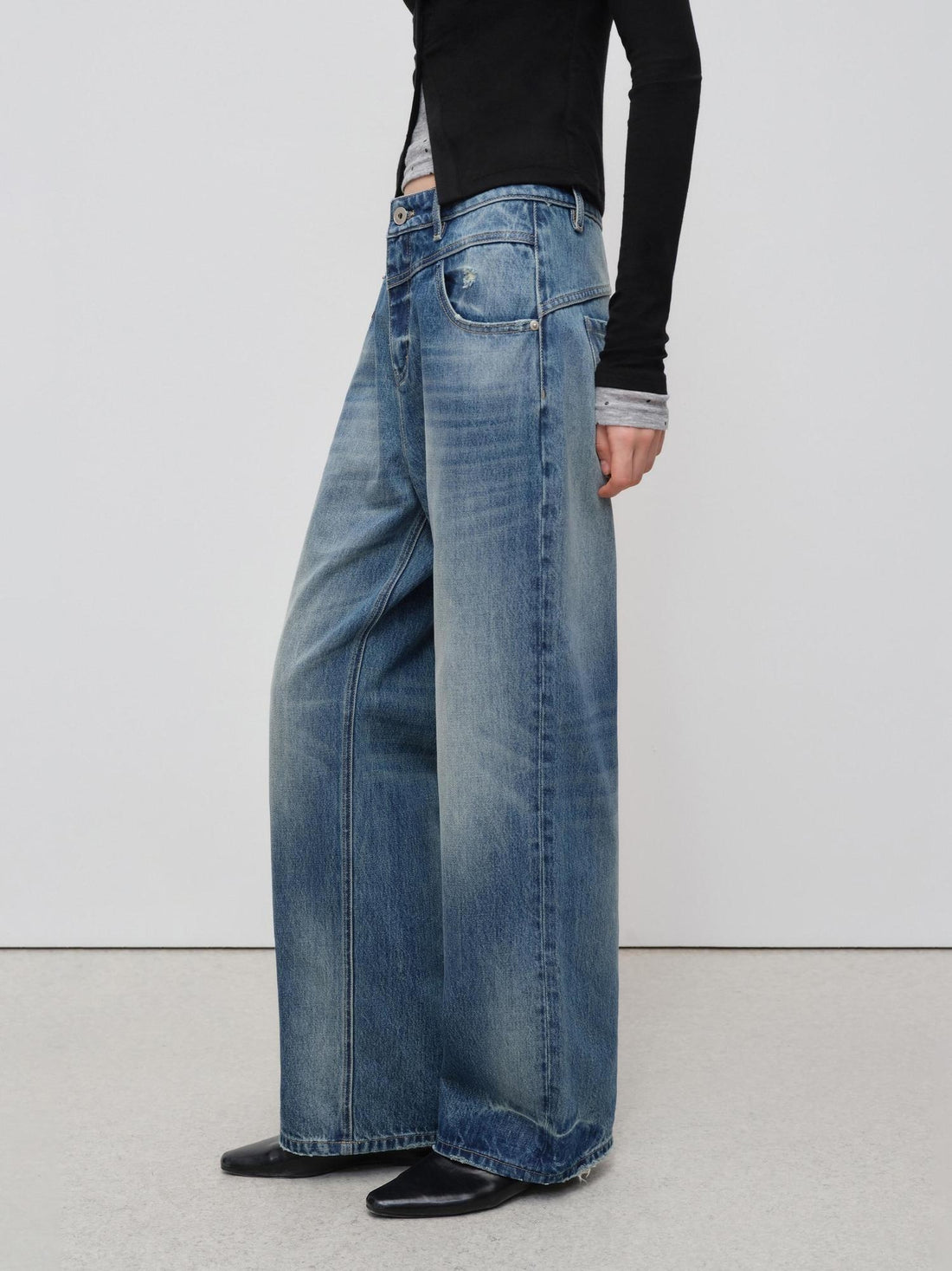 RUN TO THE FUTURE Vintage Washed Cotton Natural Waist No Stretch Ladies Blue Straight Jeans