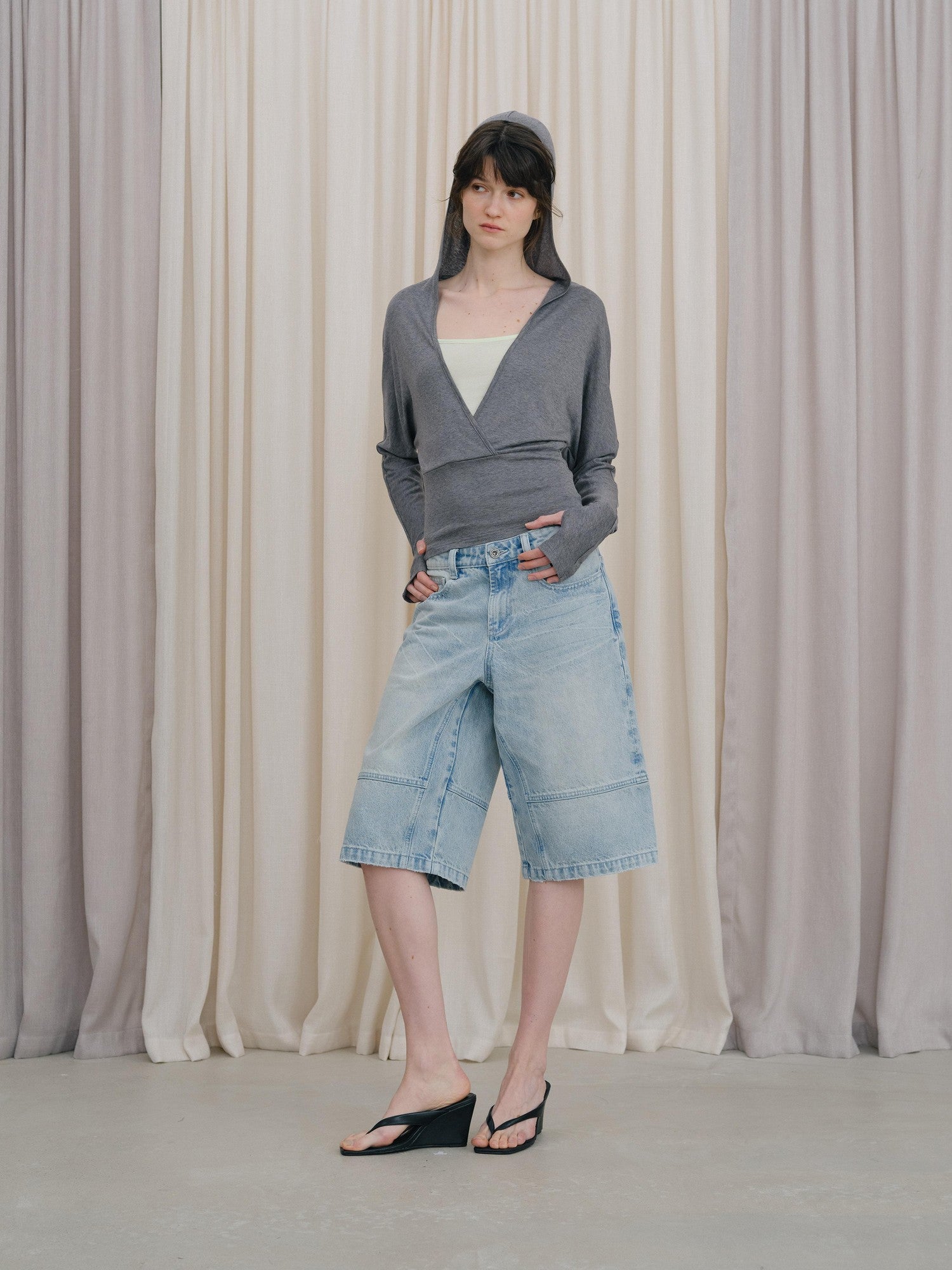 DKZ OFFICIAL Gray Colorblock Batwing Sleeve Women&