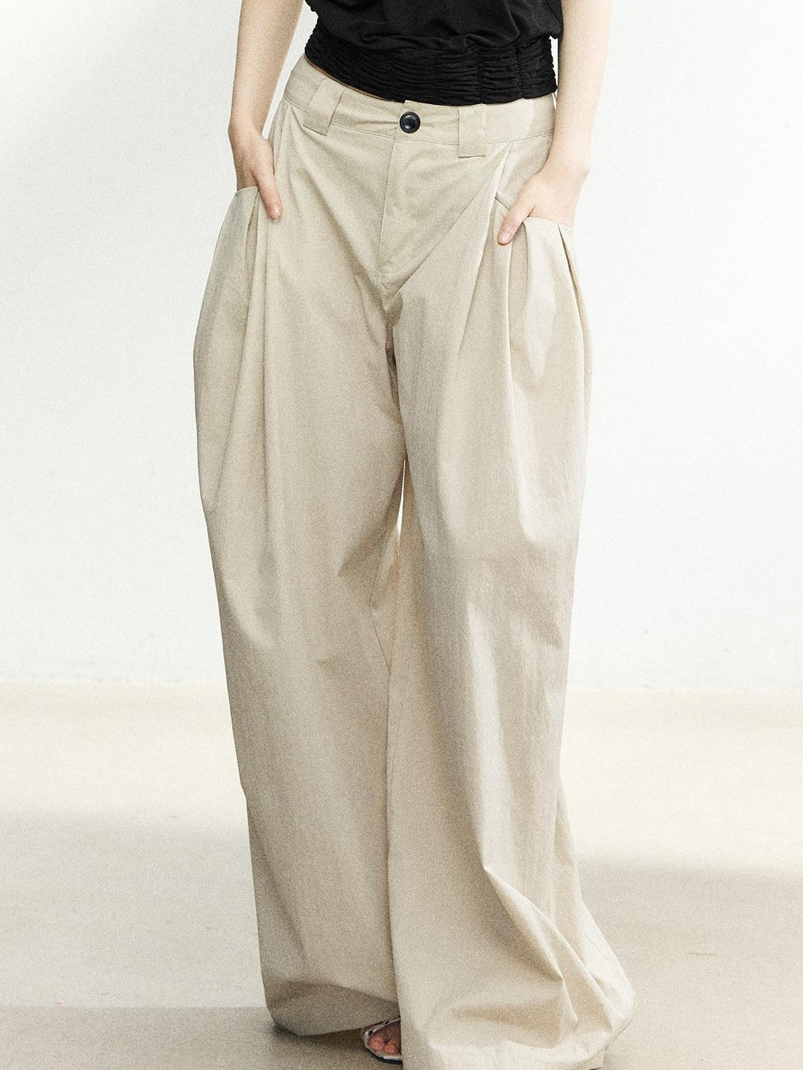 7Shiftin Beige High Waist Slimming Buttoned Women&