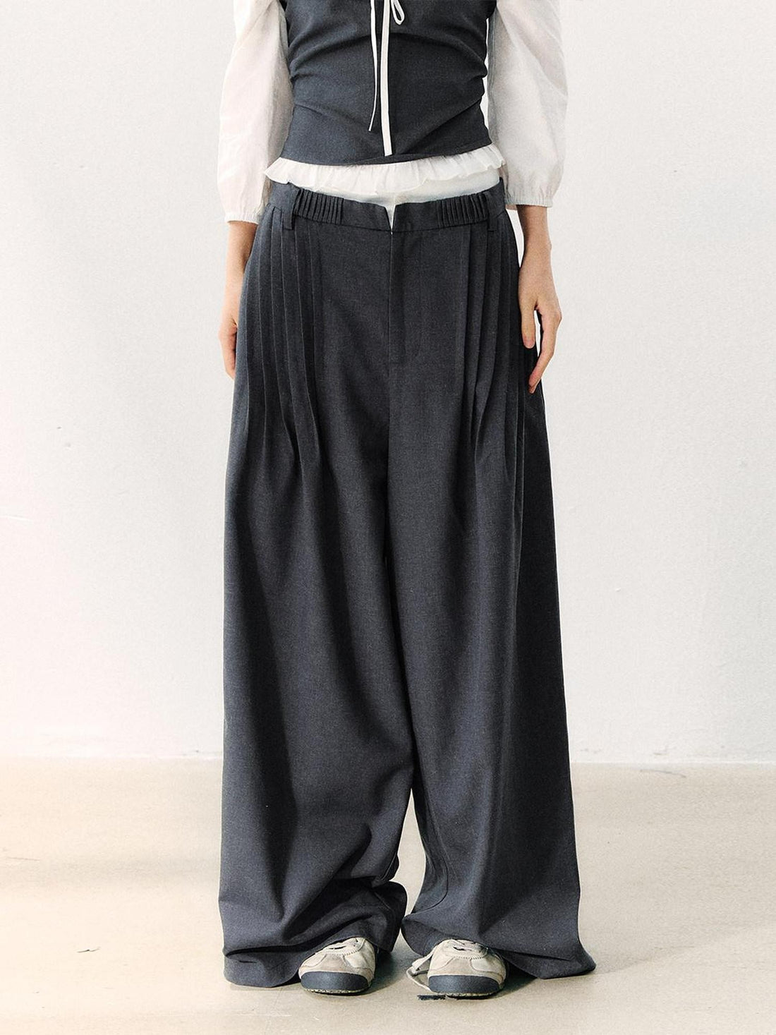 7Shiftin Dark Gray Pleated Wrinkle Resistant Women&