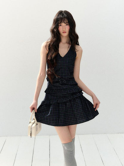 7Shiftin Navy Plaid Pleated Cinched Waist V-neck Women&