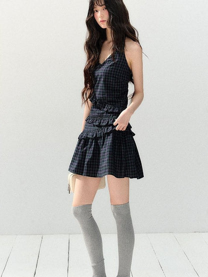 7Shiftin Navy Plaid Pleated Cinched Waist V-neck Women&