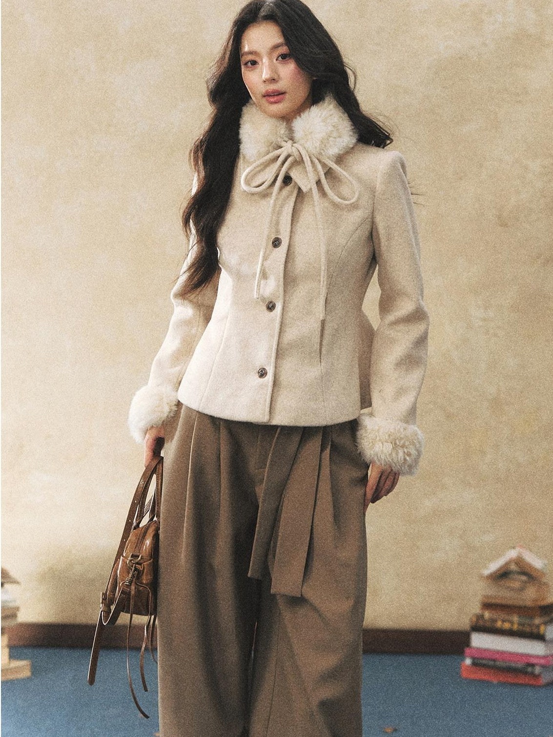 7Shiftin Oatmeal Removable Fur Collar Bow Scarf Women&