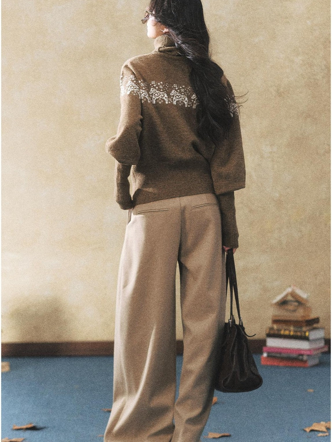 7Shiftin Two Tone Animal High Neck Loose Vintage Knit Women&