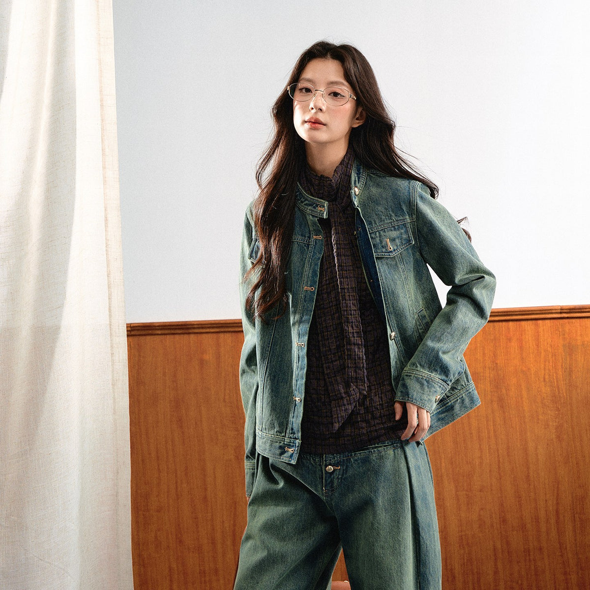7Shiftin_Washed_Contrast_Topstitching_Women&