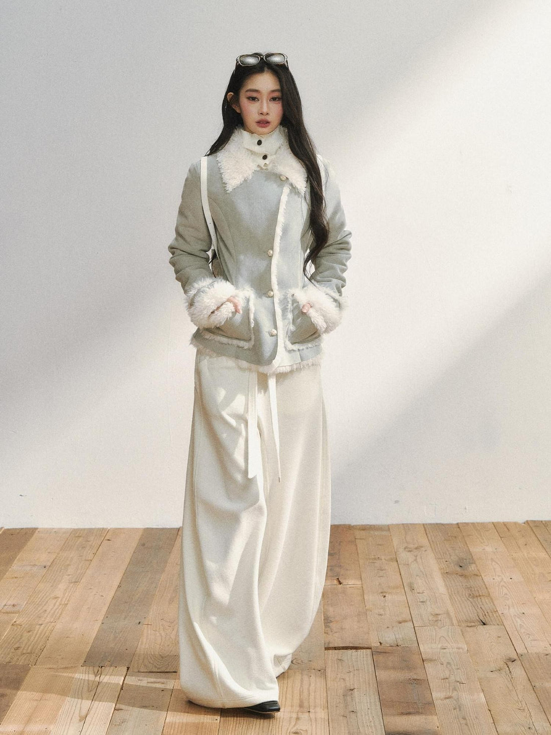 7Shiftin White Minimal Slimming Relaxed Draped Versatile Women&