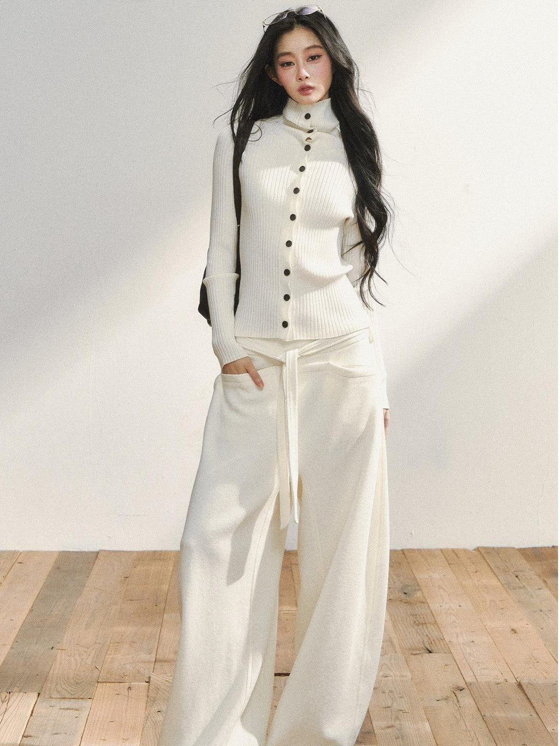7Shiftin White Minimal Slimming Relaxed Draped Versatile Women&