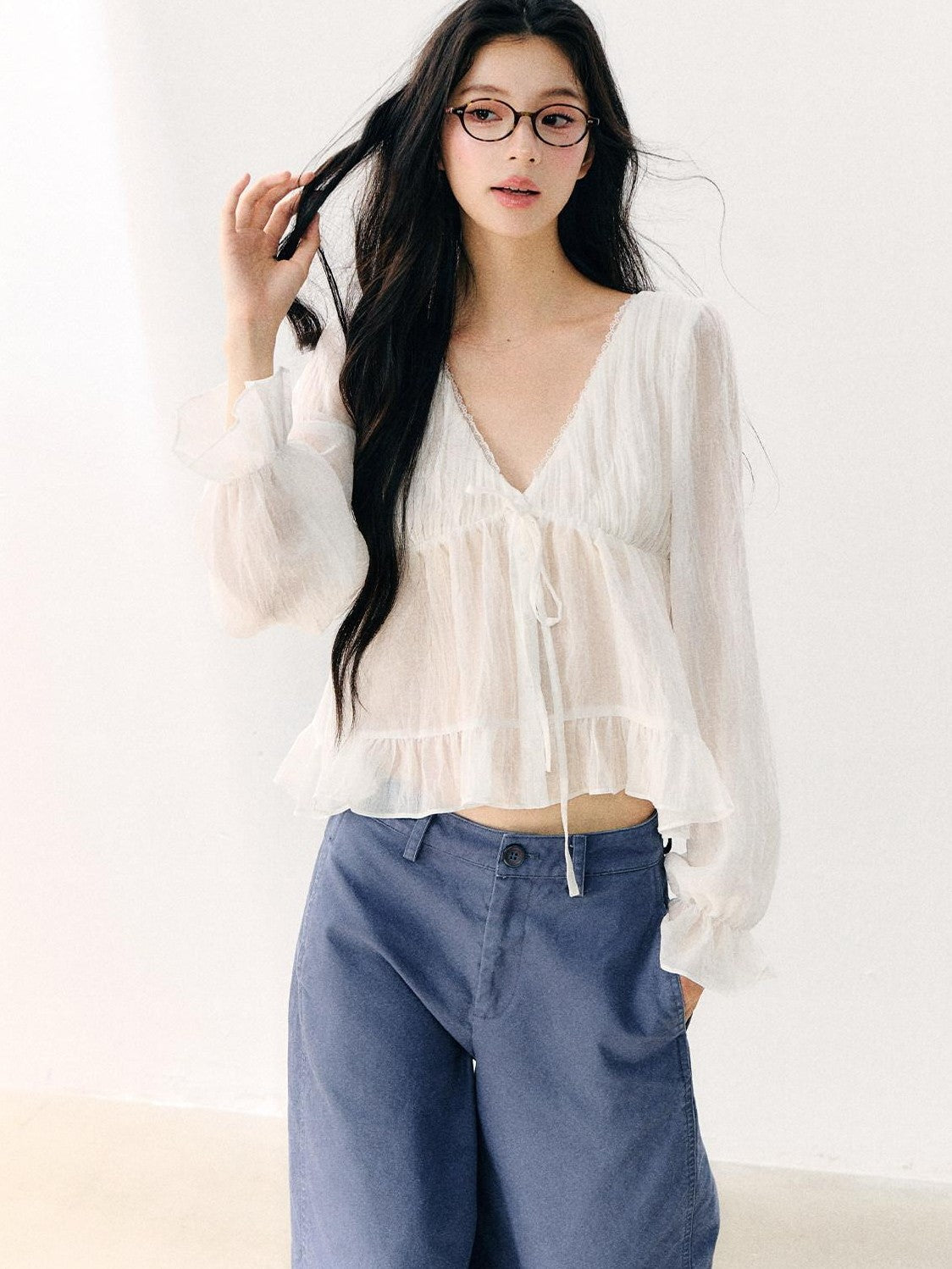 7Shiftin White Tie V-neck Double Ruffle Chiffon Women&
