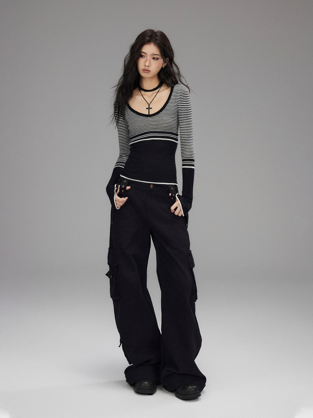 Low pixel Washed Low Rise Wide Leg Utility Loose Fit Womens Black Cargo Pants