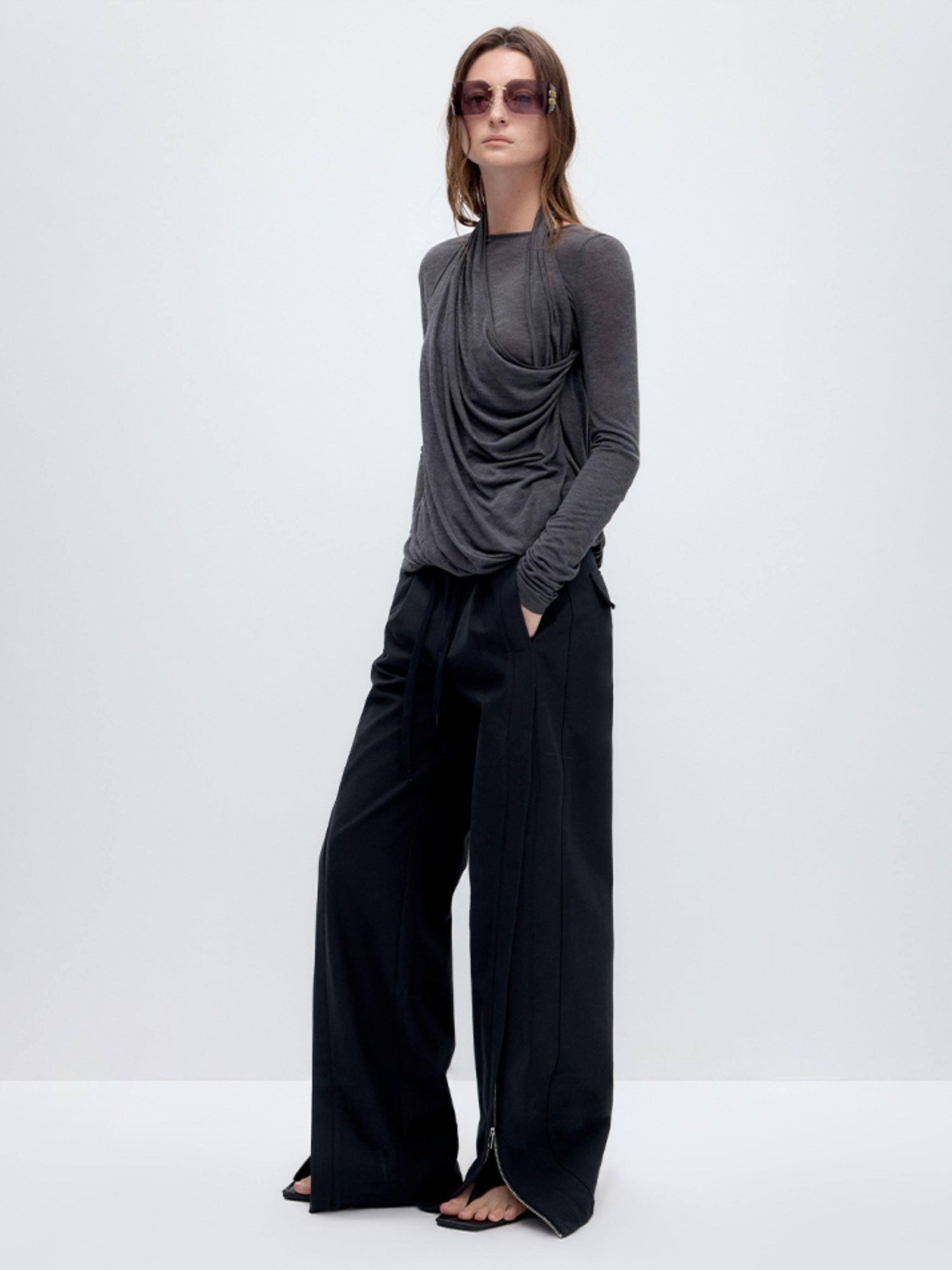 RUN TO THE FUTURE Tencel Wool Blend Pleated Commuter Slim Solid Milk White Long Sleeve T-Shirts